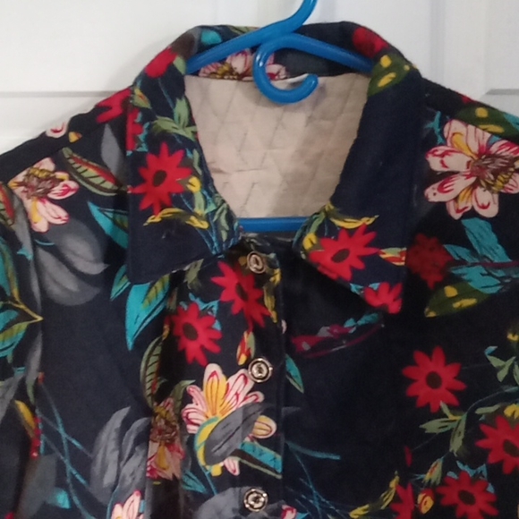 Women's Floral Print Light Jacket Size XL Black Coat w/ Gold Buttons - Picture 10 of 15